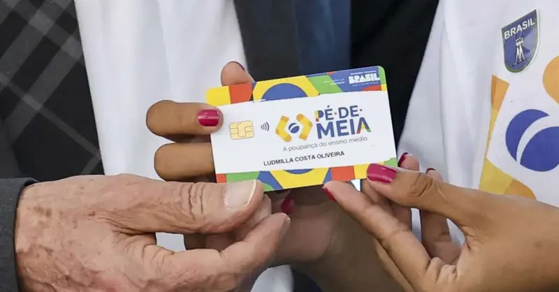 Pé-de-Meia paga parcela a estudantes nascidos em julho e agosto