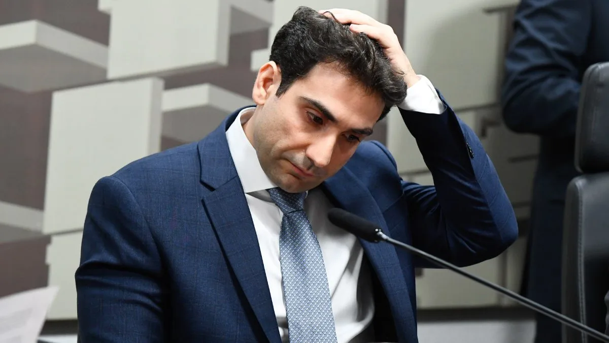 Copom reduz Selic para 13,75% e mantém próximos passos em aberto