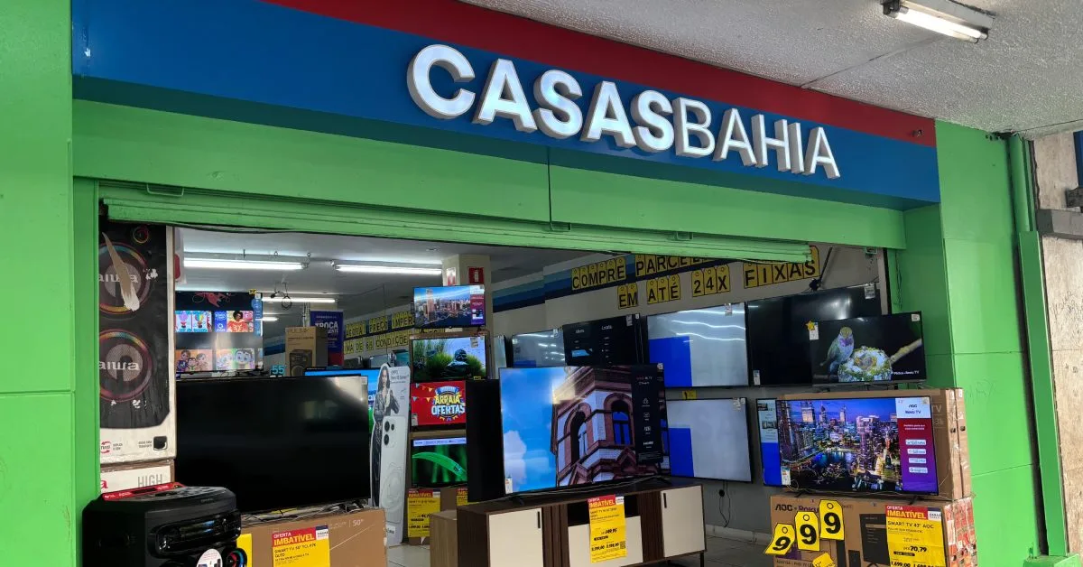 Ex-funcionários das Casas Bahia relatam atraso em verbas e benefícios