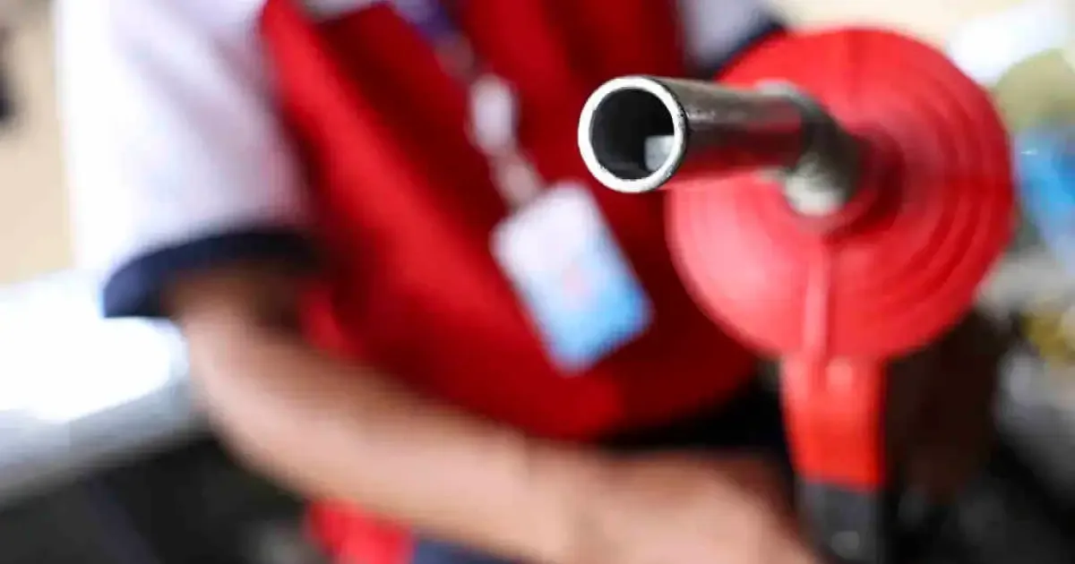 Governo avalia manter subsídio enquanto diesel chega a defasagem de R$ 3,38