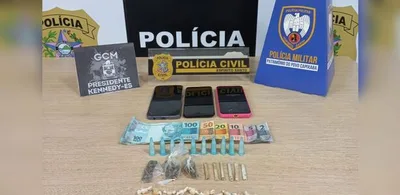 Irmãos são detidos com crack, cocaína e maconha em Presidente Kennedy