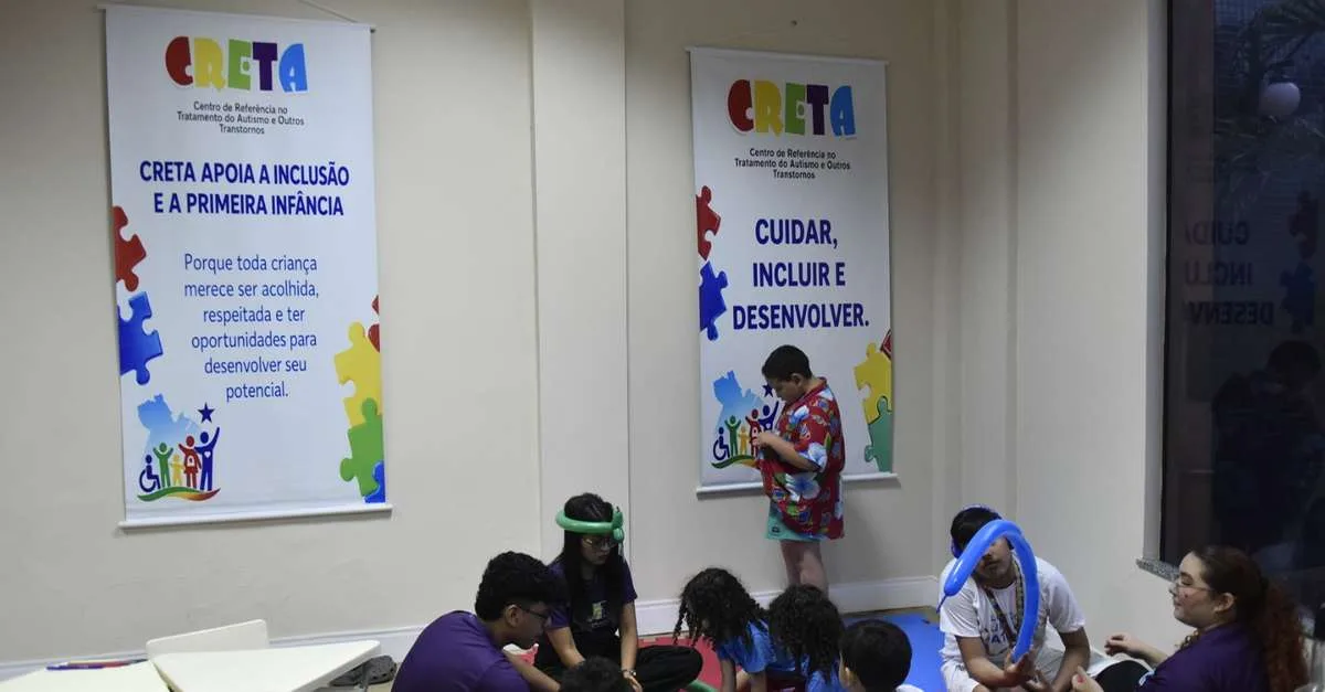 Famílias enfrentam barreiras no diagnóstico e na inclusão de crianças autistas