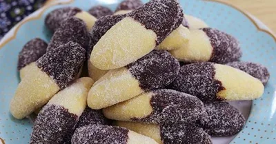 Biscoito paraense ganha recheio de cupuaçu nesta versão caseira