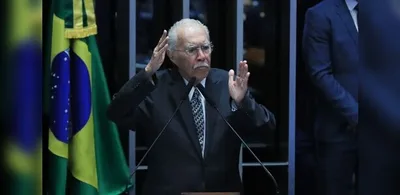 José Sarney é internado em São Luís para tratar pneumonia