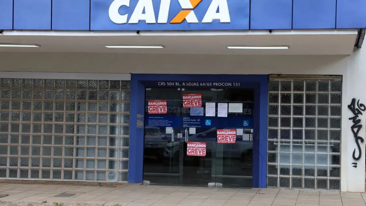 Caixa propõe elevar participação no Saúde Caixa e bancários votam fim da greve
