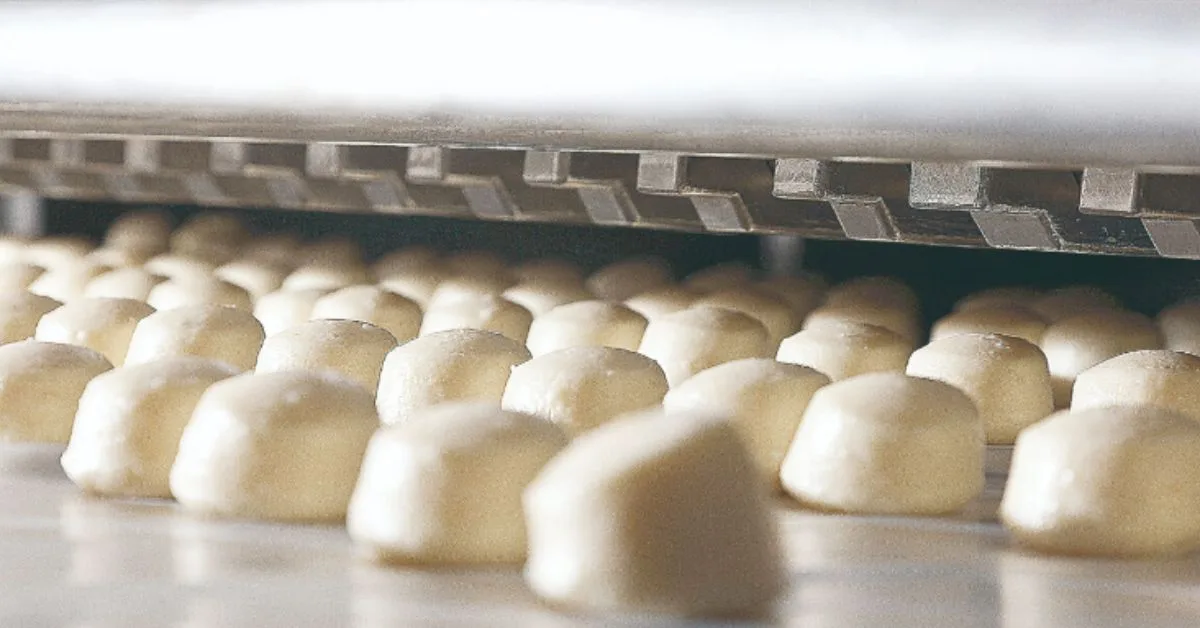 Contagem reúne 32 fabricantes e amplia liderança na produção de pão de queijo
